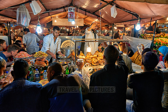 Jemaa el-Fnaa at night