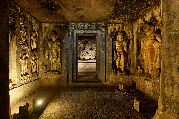 Ajanta caves, cave 6, Aurangabad