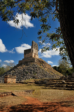 temple El Mirador Maya ruin of Labna