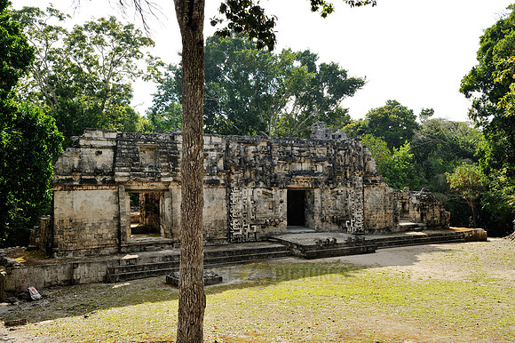 Itzamna temple, Edificio II