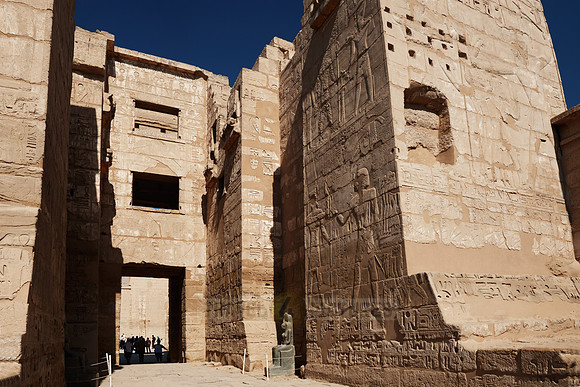 Syrian gate