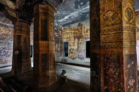 Ajanta caves, cave 17, Aurangabad