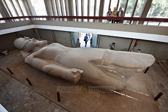 Giant statue of Ramses II