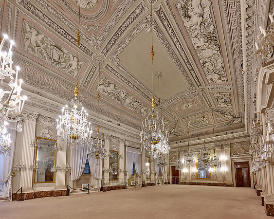Sala Bianca, inside view of Palazzo Pitti
