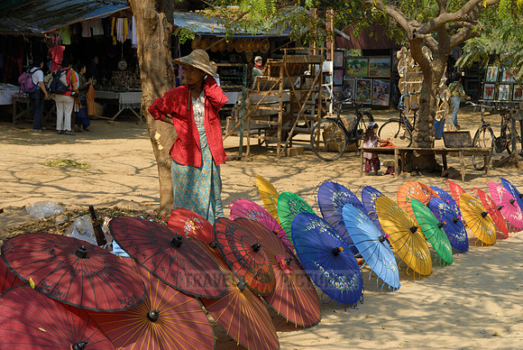Market stall with arts and crafts in Mingun