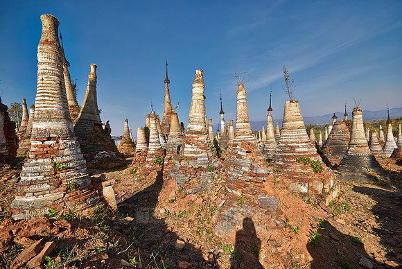 ruins of Shwe Inn Thein