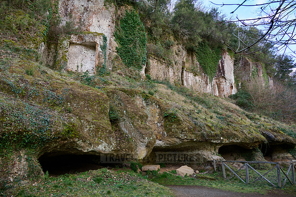 Tomb of the Siren