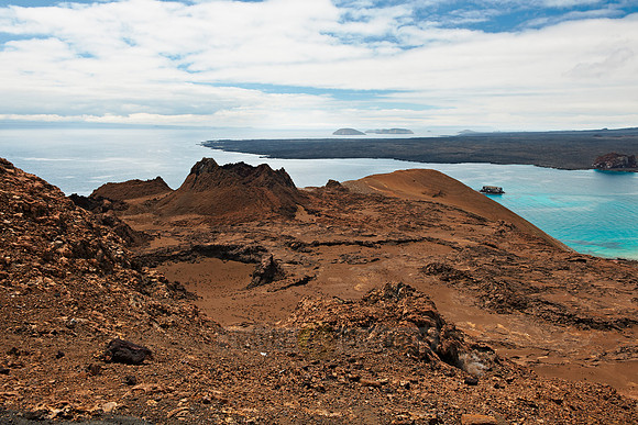 vulkanische Landschaft auf  Isla Bartolome |vulcanic landscape of Isla Bartolome|