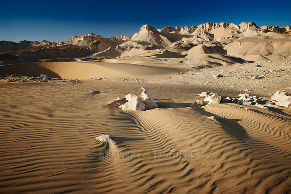 desert landscape with mountains at old caravan road