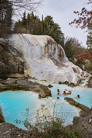 The White Whale, Bagni San Filippo