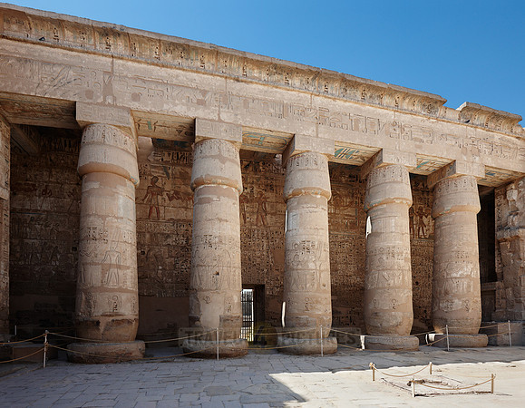 painted Columns and bas-relief in south colonnade of second yard